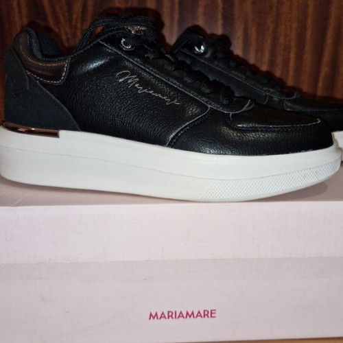 Mariamare Black Women's Sneakers New Size 37