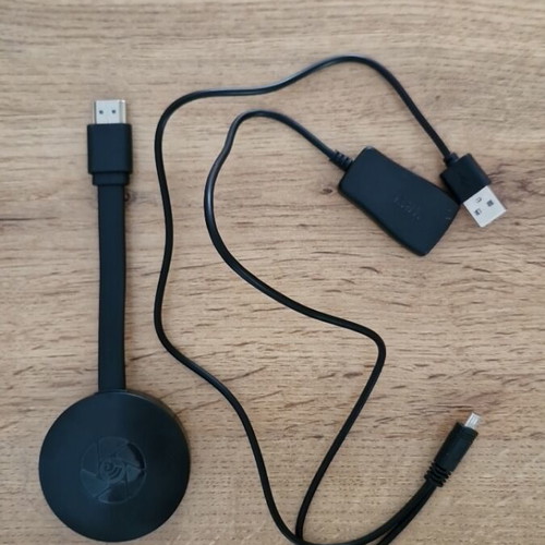 AnyCast Wireless HDMI Dongle used