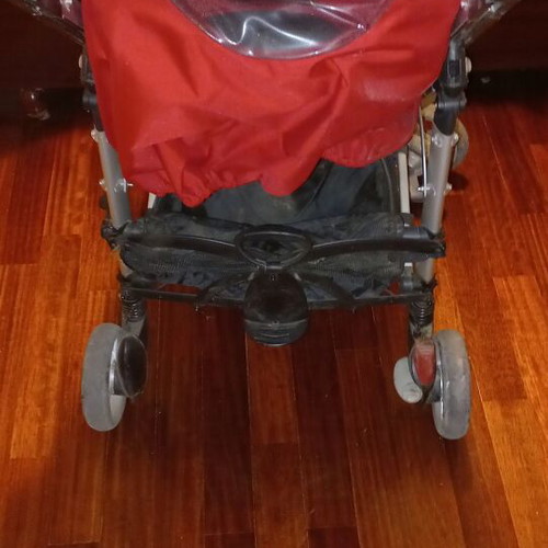 Bebe-Confort Loola 2-in-1 stroller with used carrycot