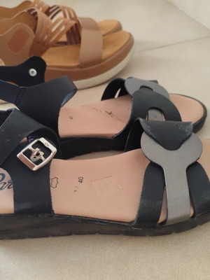 Parex sandals size 40, two pairs like new, black and brown