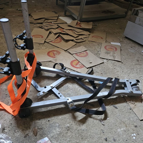 Menabo Marius Bike Rack new, holds up to 3 bikes