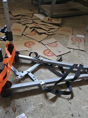 Menabo Marius Bike Rack new, holds up to 3 bikes