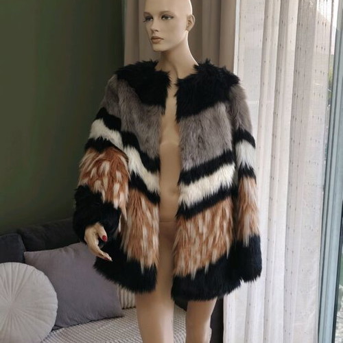 Toi&Moi fur new, multicolored with modern design