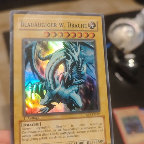 Yu-Gi-Oh! Blauäugiger W. Drache SKE-DE001 1st Edition Blue-Eyes White Dragon card