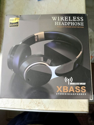 Wireless headphones sealed and new