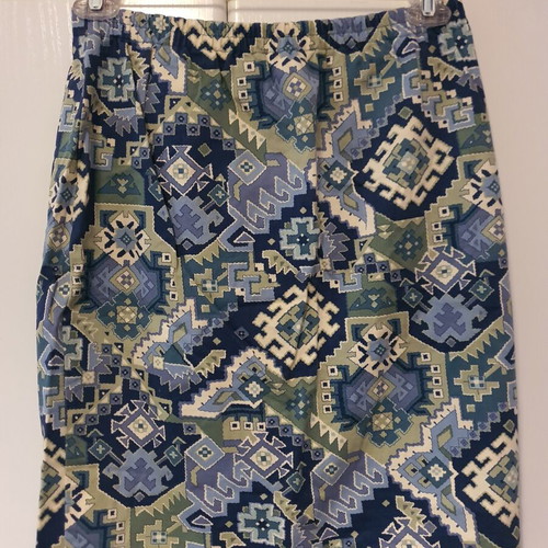Wrap skirt like new with colorful geometric patterns