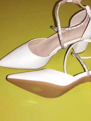 G&G White Women's Bridal Pumps New Size 39