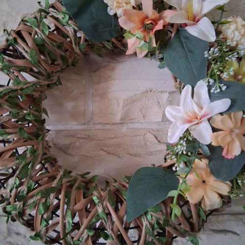 Decorative wreath 30cm new with metal frame and artificial flowers