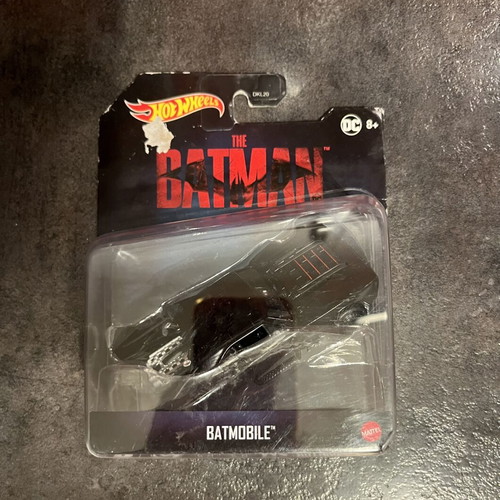 Hot Wheels Batmobile The Batman Premium diecast car