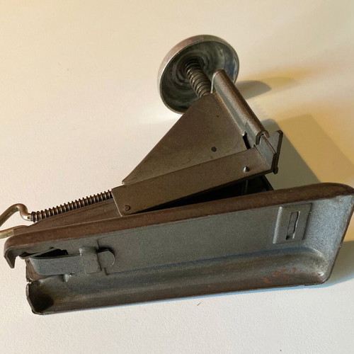 Minimax 126 metal stapler used, heavy and sturdy office equipment