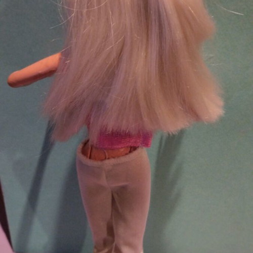 Barbie vintage doll blue eyes used with eyebrow defect