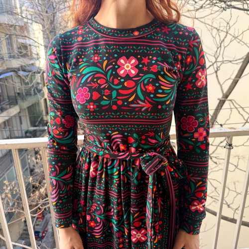 Karavan dress new, black multicolor, size S