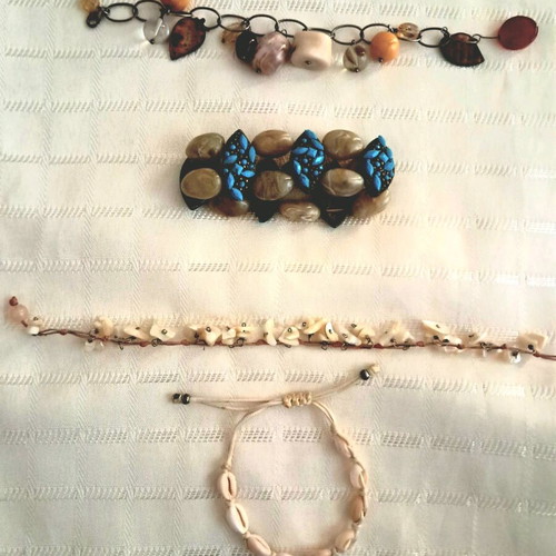 Boho jewelry set of 4 handmade with semi-precious stones and shells like new