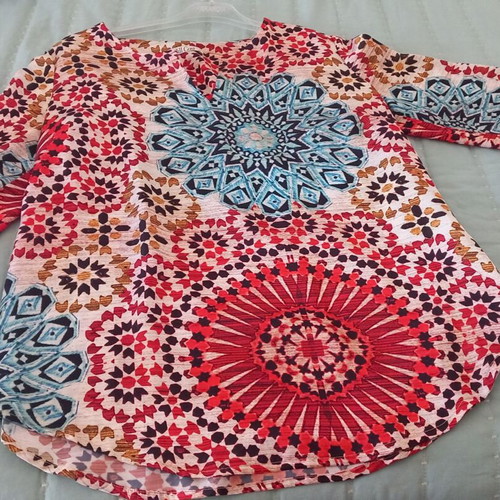 Blouse with paisley pattern like new, 3/4 sleeve, Bill Cost