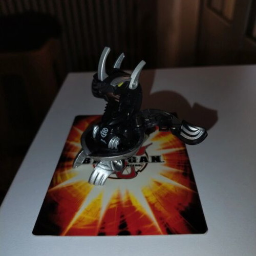 Bakugan Darkus Meta Dragonoid toy like new, one leg loose