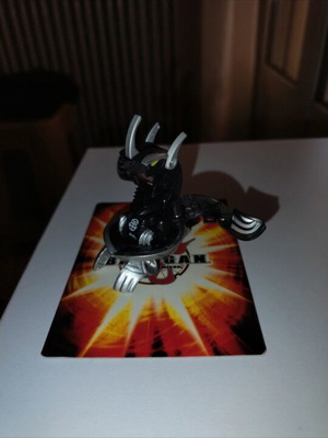 Bakugan Darkus Meta Dragonoid toy like new, one leg loose