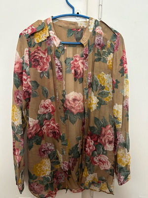 Zara floral cotton shirt like new
