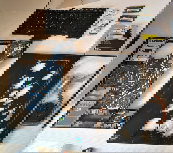 Dell latitude-e6410 parts