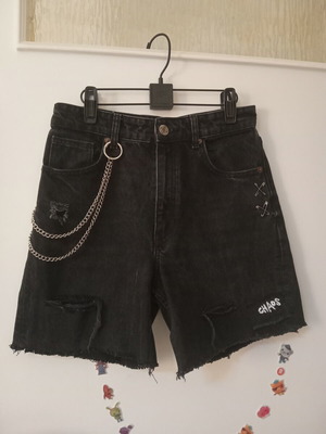 Zara black denim shorts used with chain and metal details