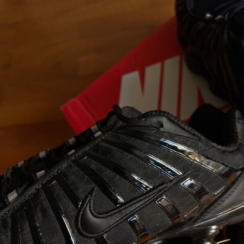 Nike Shox 46 new black sneakers