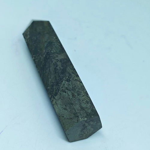Healer’s Gold column made of natural Magnetite and Pyrite like new