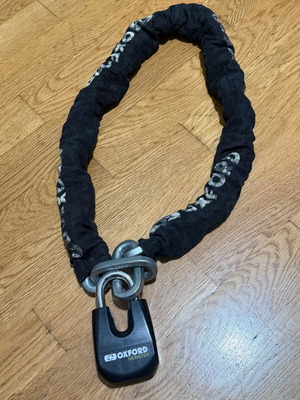 Oxford Monster Motorcycle Chain with Disc Lock 1.2m like new