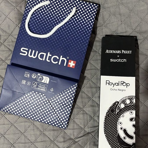 Swatch AP Royal Pop men's watch new, black and white
