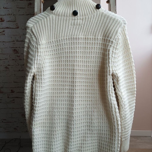 Knitted cardigan size M like new with buttons and pockets