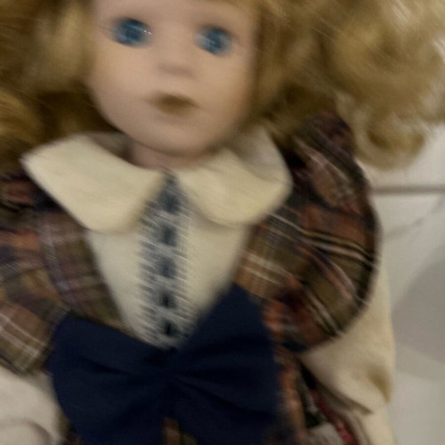 Porcelain doll Germany like new from Leonardo collection