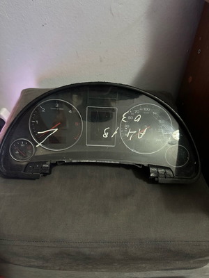Audi A4 1.9 TDI dashboard used with burnt screen