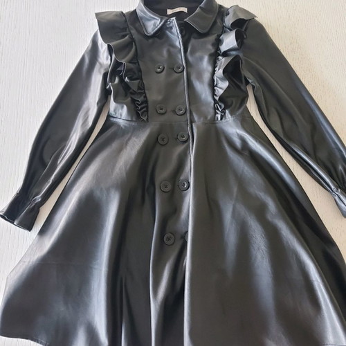 Yoyo black dress-coat like new for 12-13 years old