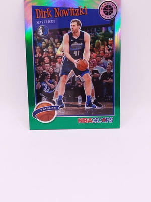 2019-20 Panini NBA Hoops Premium Stock Dirk Nowitzki Tribute Green Prizm card like new