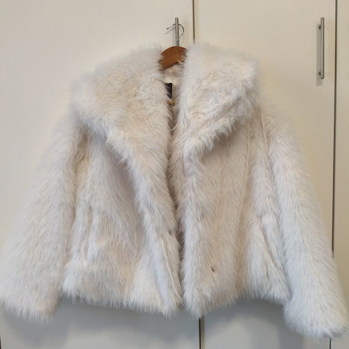 White Faux Fur Jacket size Large like new