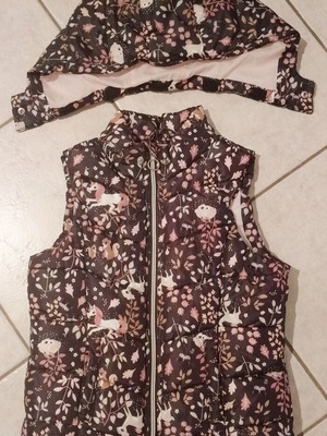 H&M girls' sleeveless jacket with detachable hood, autumn pattern