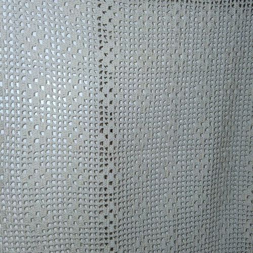 Crocheted table runner handmade, like new, 80×40 cm