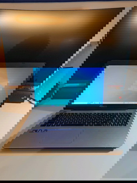 Λάπτοπ ASUS X555D 15.6" Ιντσών - WIndows 10 - AMD A10 Laptop