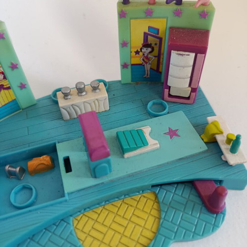 Vintage Polly Pocket Gymnastic Magic Magnetic 1999 used