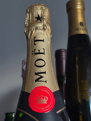Moet et Chandon 750ml Imperial Brut Champagne new, sealed