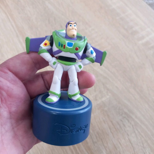 Deagostini figure with illuminated base like new