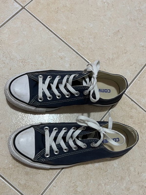 All star αθλητικά μεταχειρισμένα, μπλε, μέγεθος 39, ελάχιστες φορές χρησιμοποιημένα