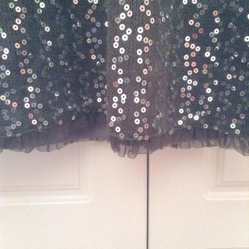 Toi&Moi Evening Short Dress with Sequins Grey Silver like new