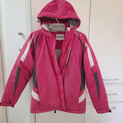 Etirel jacket with detachable hood pink like new S/M