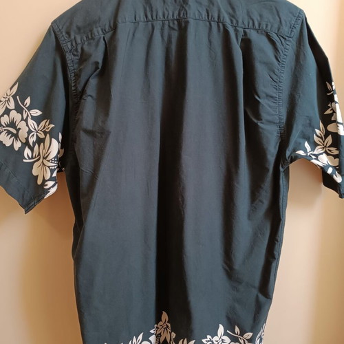 Cotton shirt used, dark blue, Hawaiian style, size Large