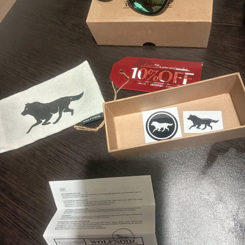 Wolfnoir sunglasses new with mirror, black and green