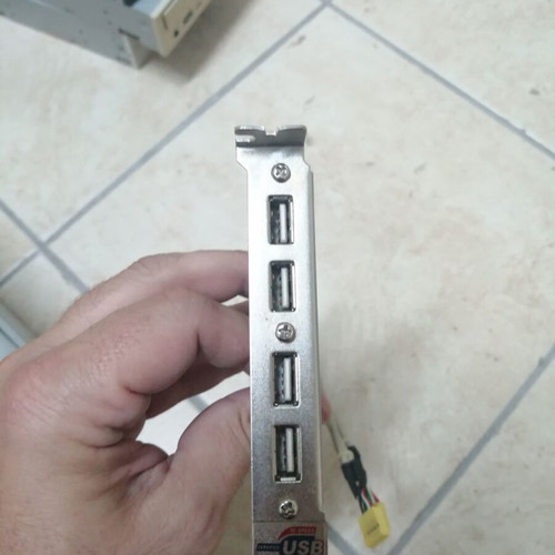 USB 2.0 for PC onboard 4 ports like new