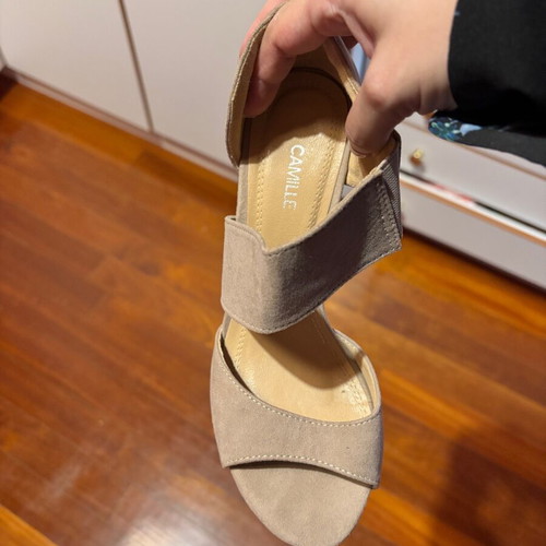 Migato beige suede sandals like new, size 36