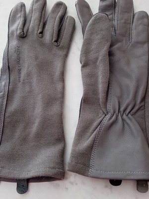 Pentagon fireproof work gloves like new