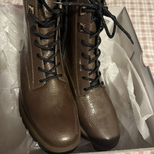 Gabor ankle boots size 39.5, brown and gold