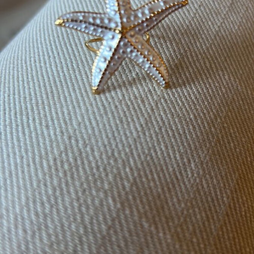 Starfish ring, adjustable, white and gold