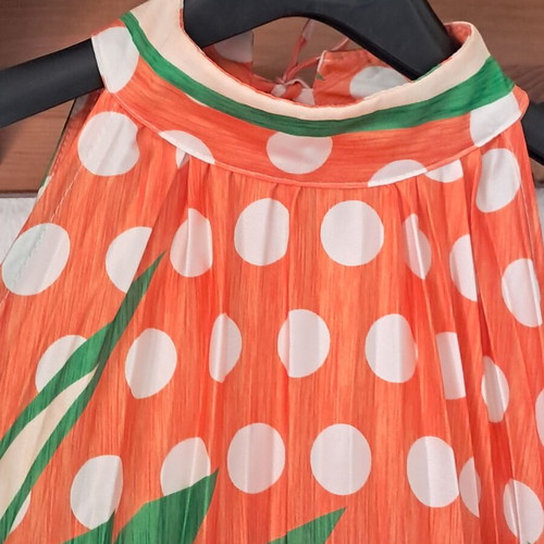 Zeta Otto dress one size, like new, pleated with polka dots